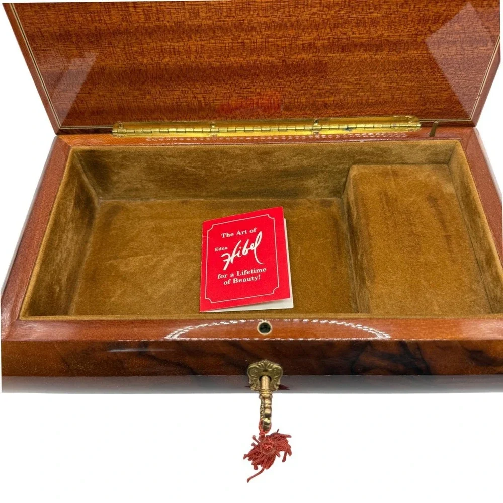 Reuge Swiss Musical Jewelry Box – Edna Hibel Art, La Bohème, With Key, Excellent